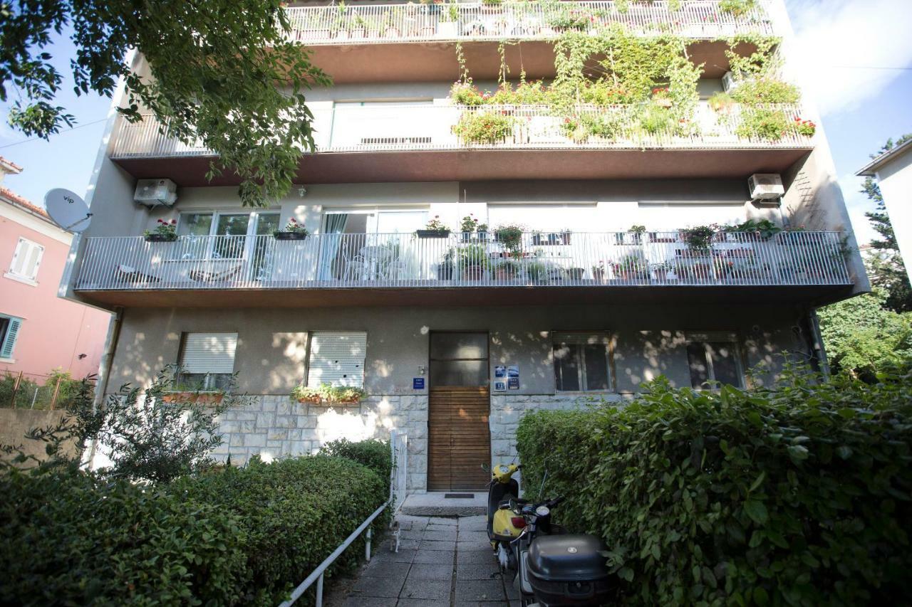 Apartments The Blue Split Bagian luar foto